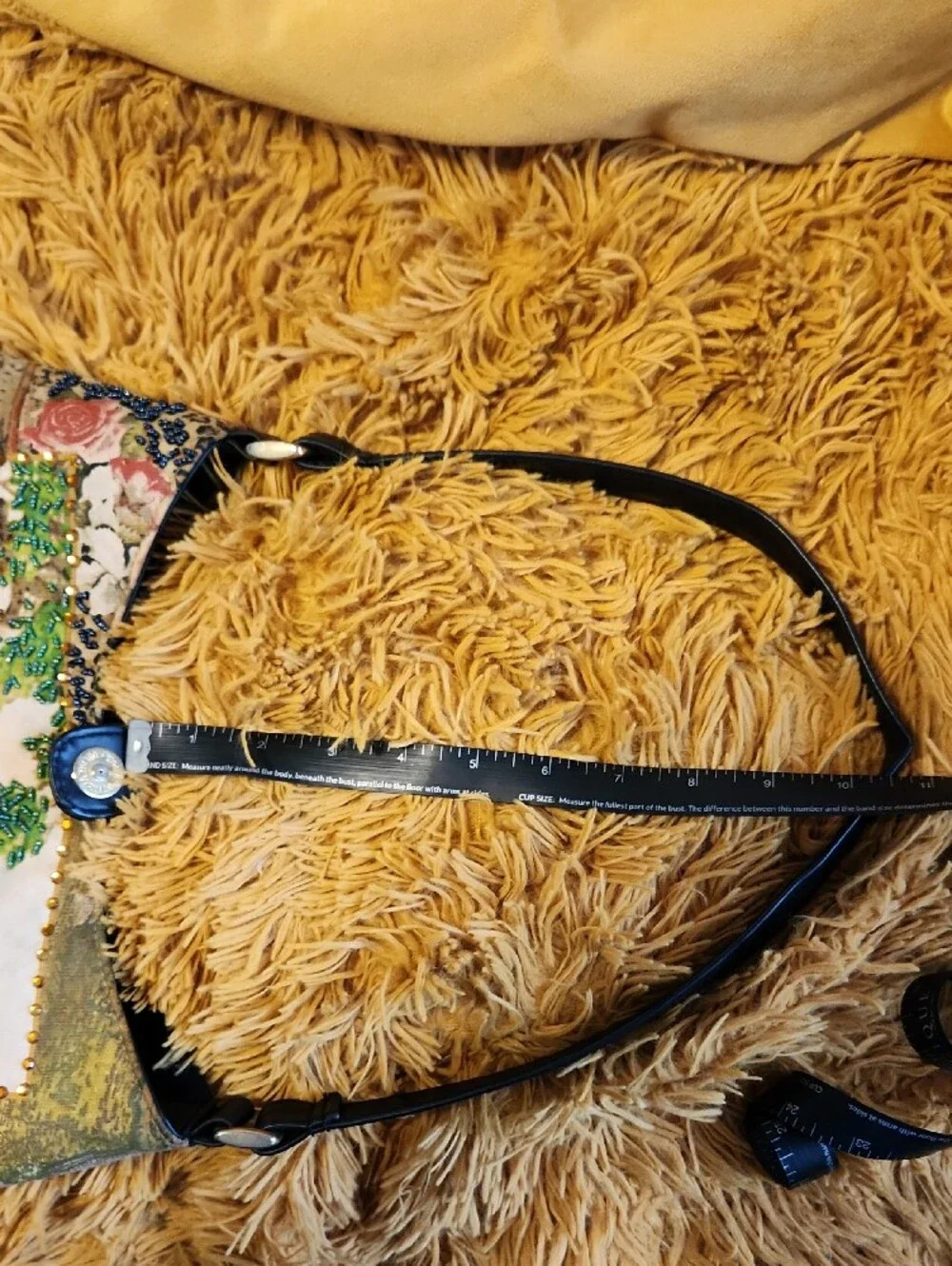 Bueno Multicolor Embroidered Safari Scene Shoulder Bag